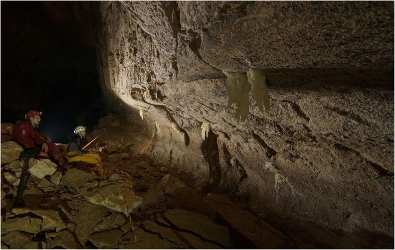 n° (6341) Grotte des Chaillets.jpg