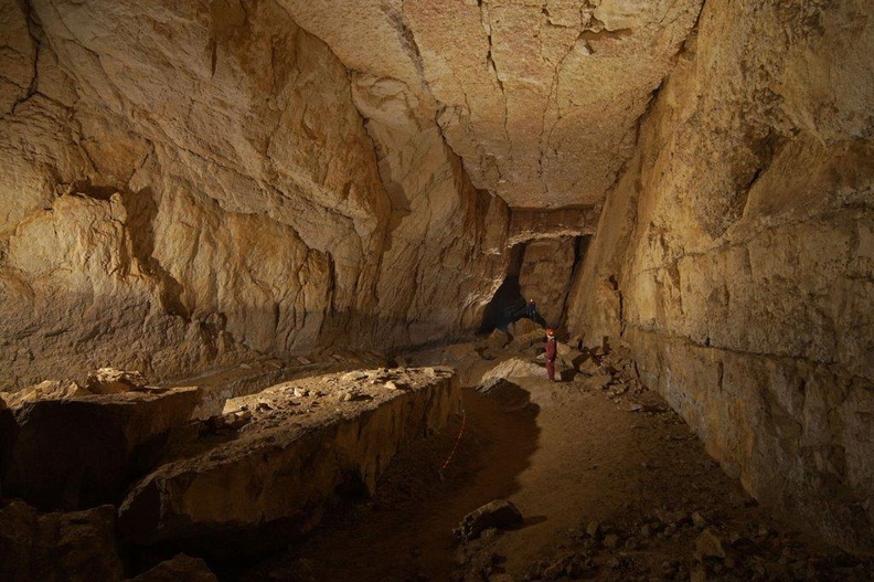 n° (6342) Grotte des Chaillets.jpg