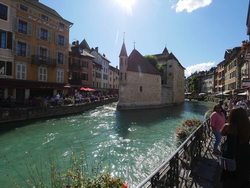 Annecy Guy (2)