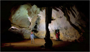 Grotte St Marcel Guy (1)