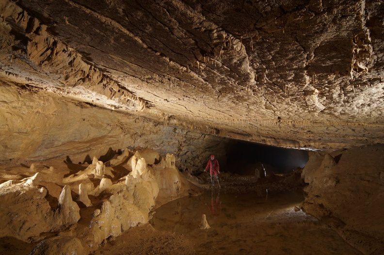 Grotte de la Doye, vers Les Nans, Jura (4).JPG