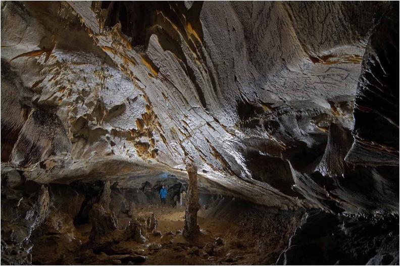 n° (6928) Grotte de Chenecey.jpg