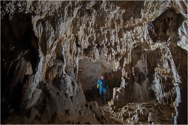 n° (6924) Grotte de Chenecey.jpg
