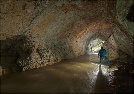 Grotte des Faux Monnayeurs en crue -Mouthier Hautepierre (Photo Franck Feret)