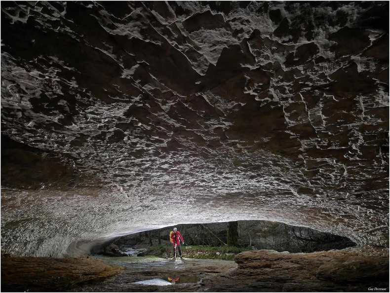 Grotte des Ravières en RG de la Brème, vers Saules (25).jpg