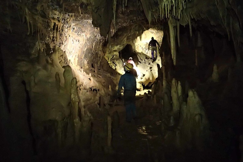 Gouffre et grotte de Vau Jean Lou (33).JPG