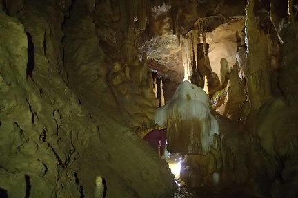Gouffre et grotte de Vau Jean Lou (32)