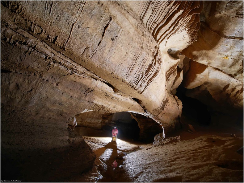 Le Métro, grotte de la Malatière (9).jpg