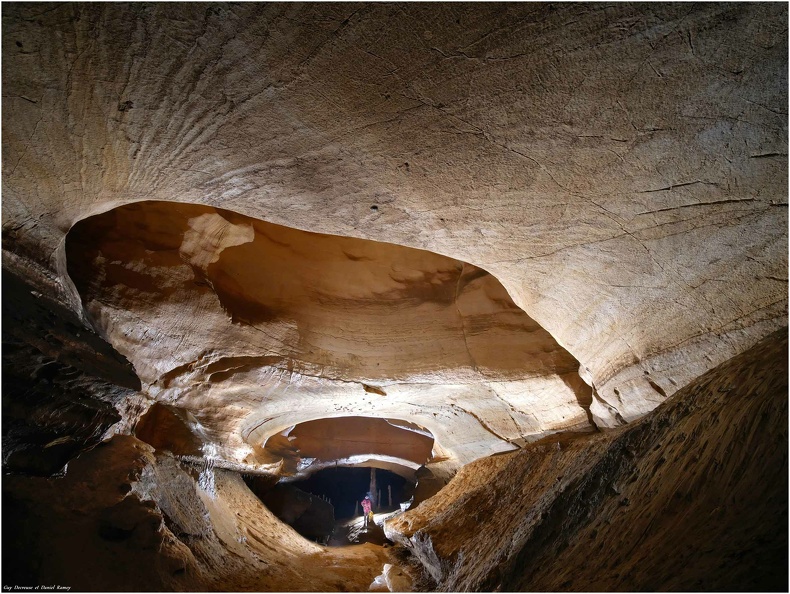 Le Métro, grotte de la Malatière (14).jpg