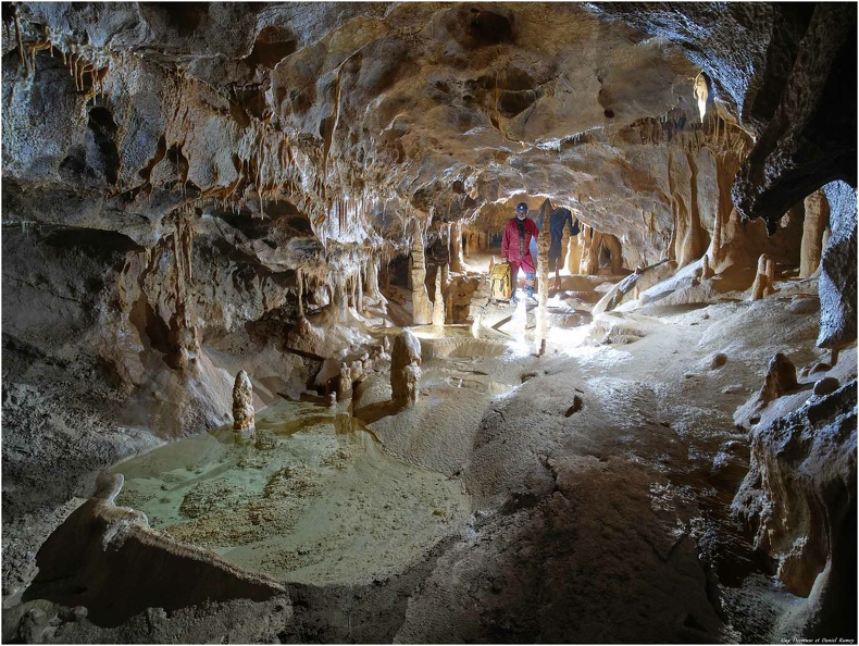 Grotte de Vau, Guy et Daniel (1).jpg