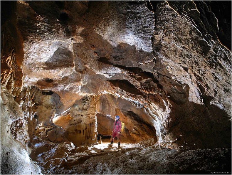 Grotte de Vau, Guy et Daniel (26).jpg